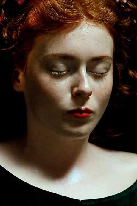    A clumsy Victorian housemaid is determined to pursue her career as a painter’s model.  